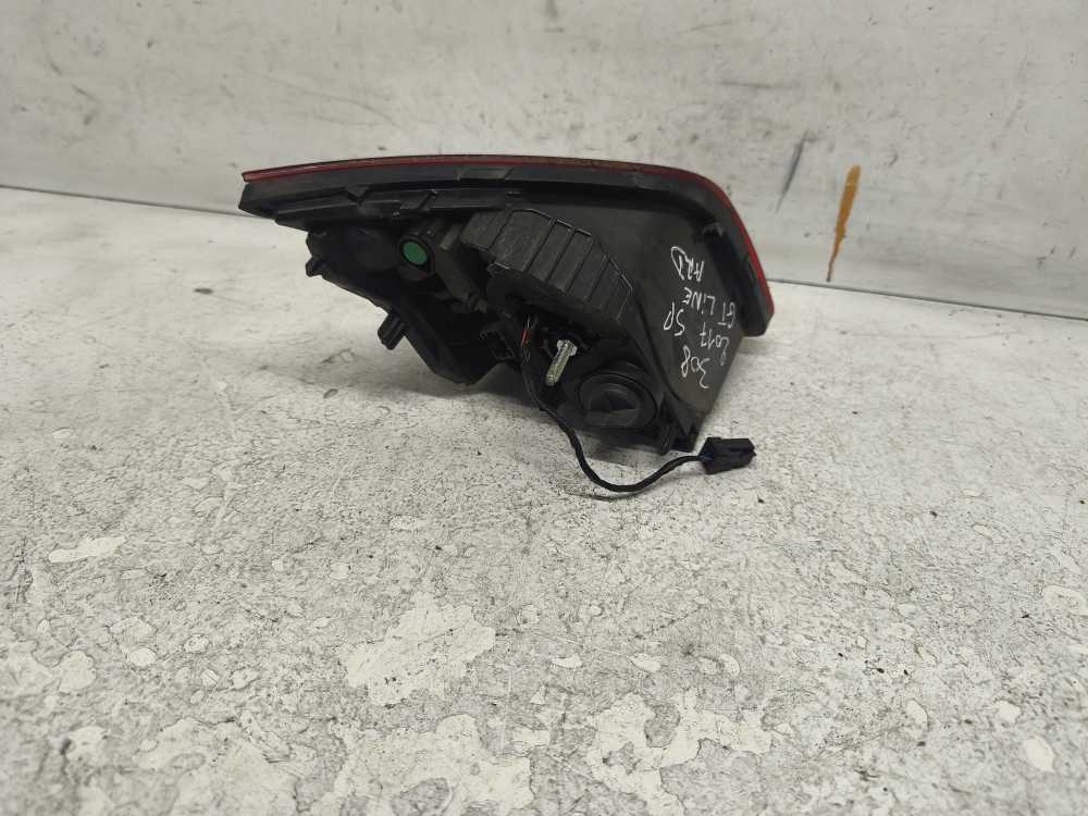 FEU ARRIERE DROIT PEUGEOT - Vue 2